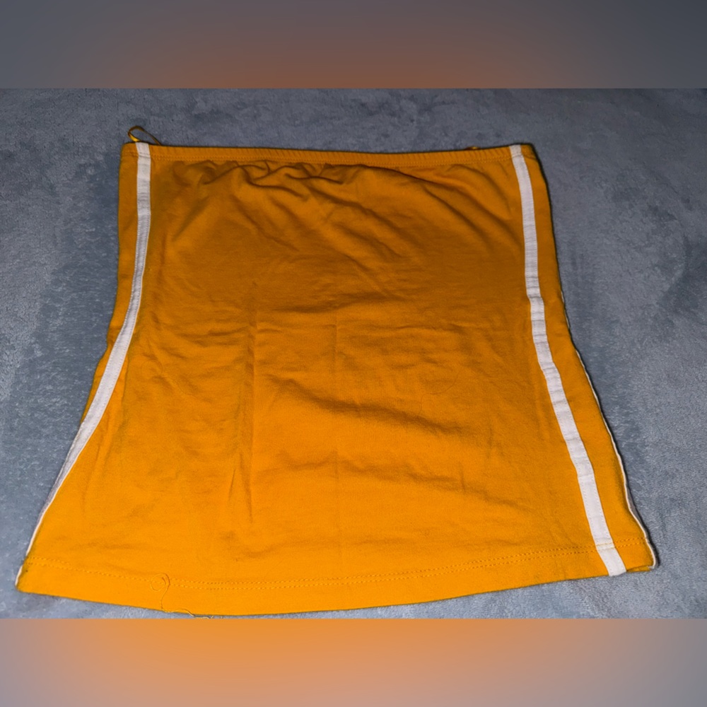 Size M - Picture 3 of 3